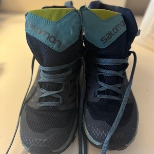Salomon ultralight hiking boots